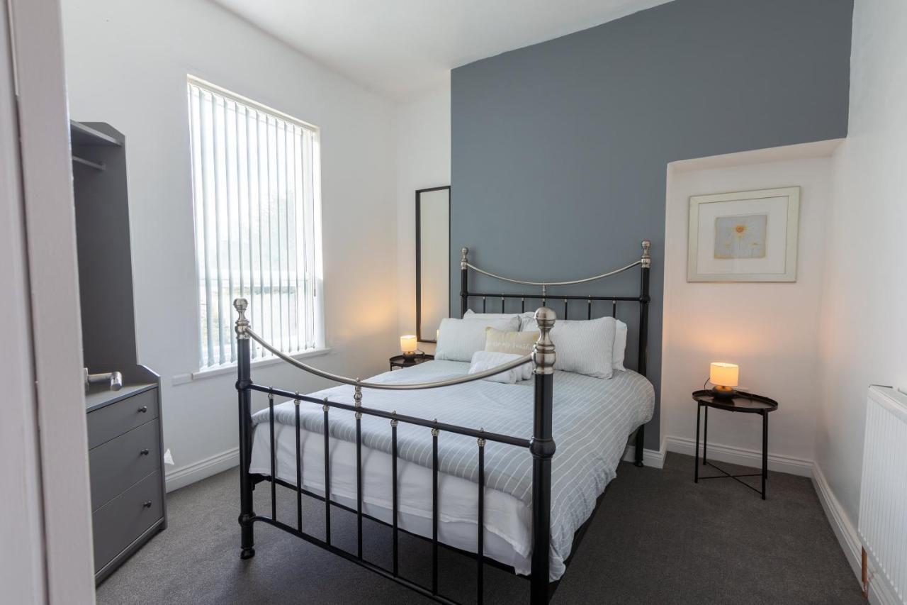 Platform Stadium Apartment With Parking Kingston upon Hull Kültér fotó